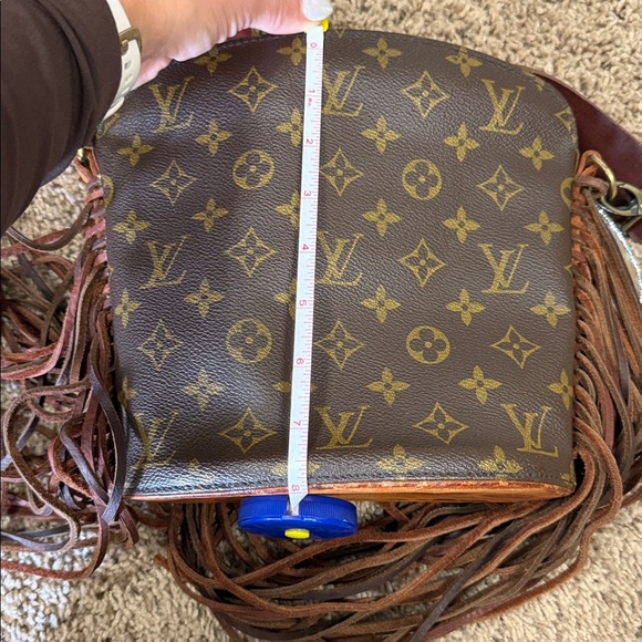 Louis Vuitton Monogram Brown Crossbody with Fringe - Picture 10 of 13